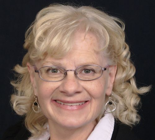 About us: Debbie's headshot